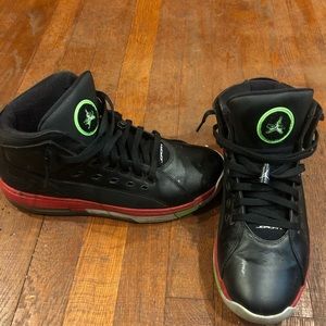 Shoes used no more then 5 times.